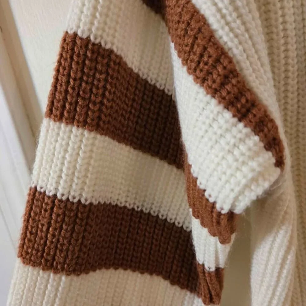 Molly Green Size S/M White Cardigan Sweater with Brown/White Striped Sleeves - Picture 4 of 7
